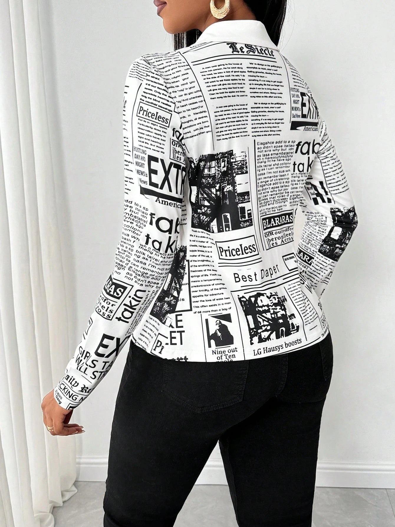 SHEIN LUNE Camisa Ajustada Estampada com Impressão de Jornal para Mulheres