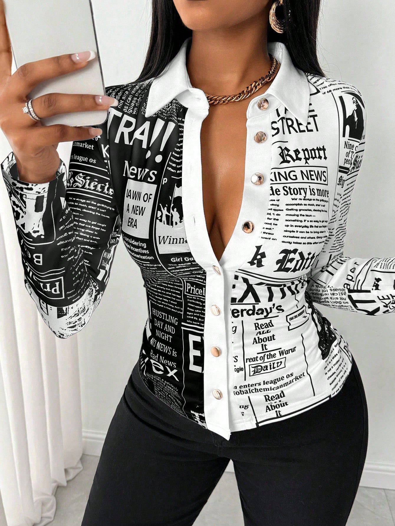 SHEIN LUNE Camisa Ajustada Estampada com Impressão de Jornal para Mulheres