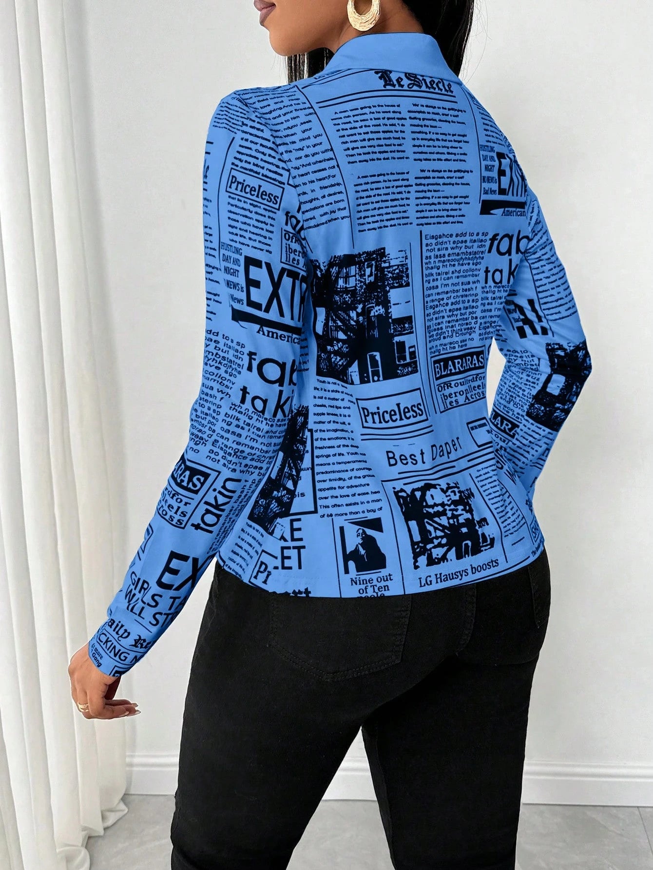 SHEIN LUNE Camisa Ajustada Estampada com Impressão de Jornal para Mulheres