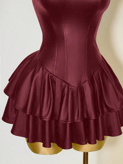 Mistrie Vestido Assimétrico Preto Sexy de Mulher, Corpete com Copo de PU, Cintura Marcada, Babado na Barra