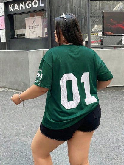Camiseta Preta Larga com Cordão e Pompom, Plus Size
