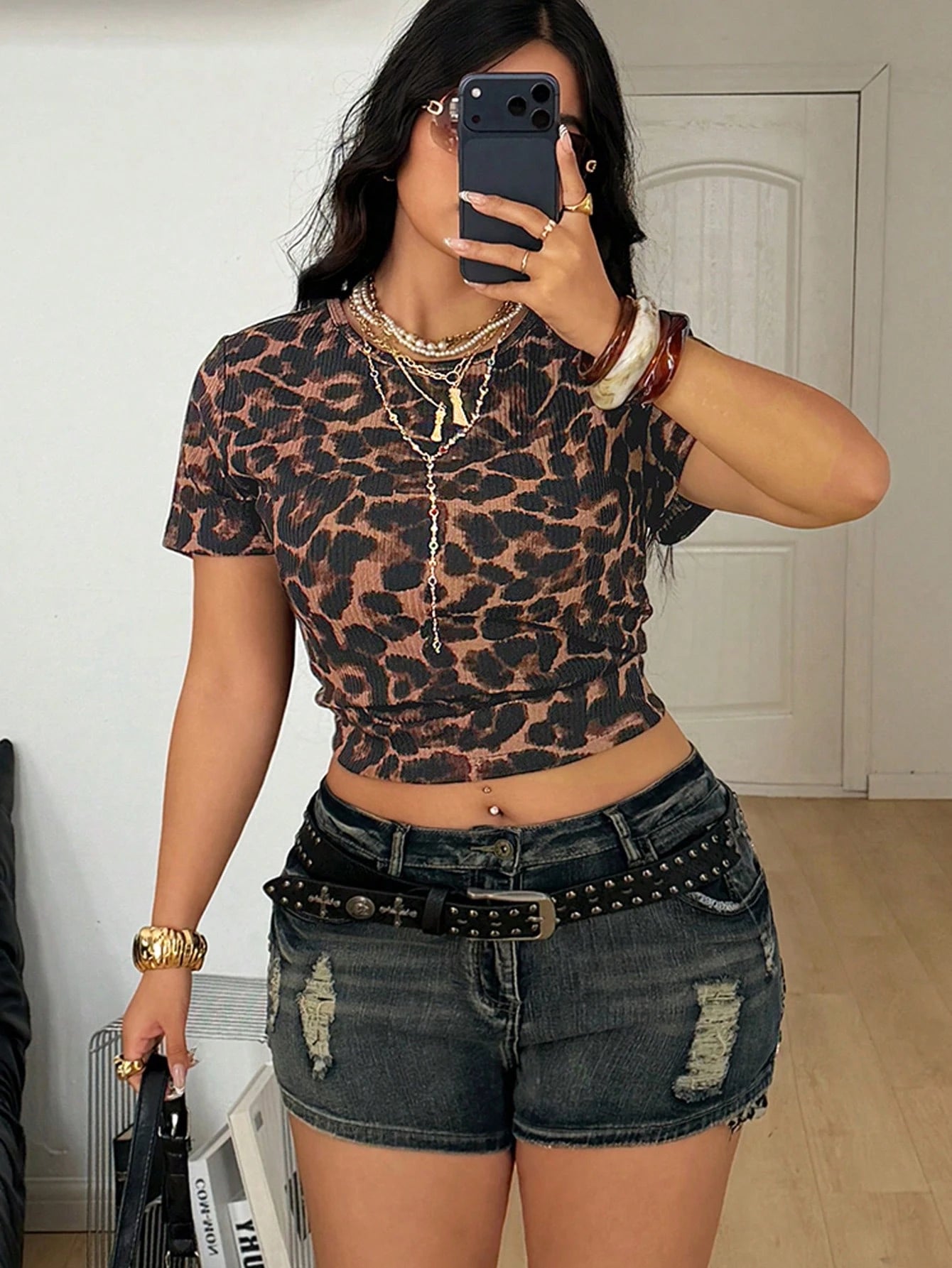 Coolane Regata Estilo Streetwear Plus Size Feminina para Primavera/Verão com Design de Camisa de Basquete Impressão de Letras Amarela para o Brasil