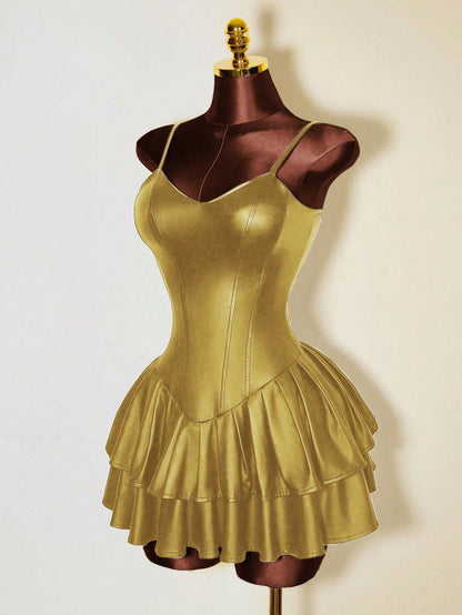 Mistrie Vestido Assimétrico Preto Sexy de Mulher, Corpete com Copo de PU, Cintura Marcada, Babado na Barra
