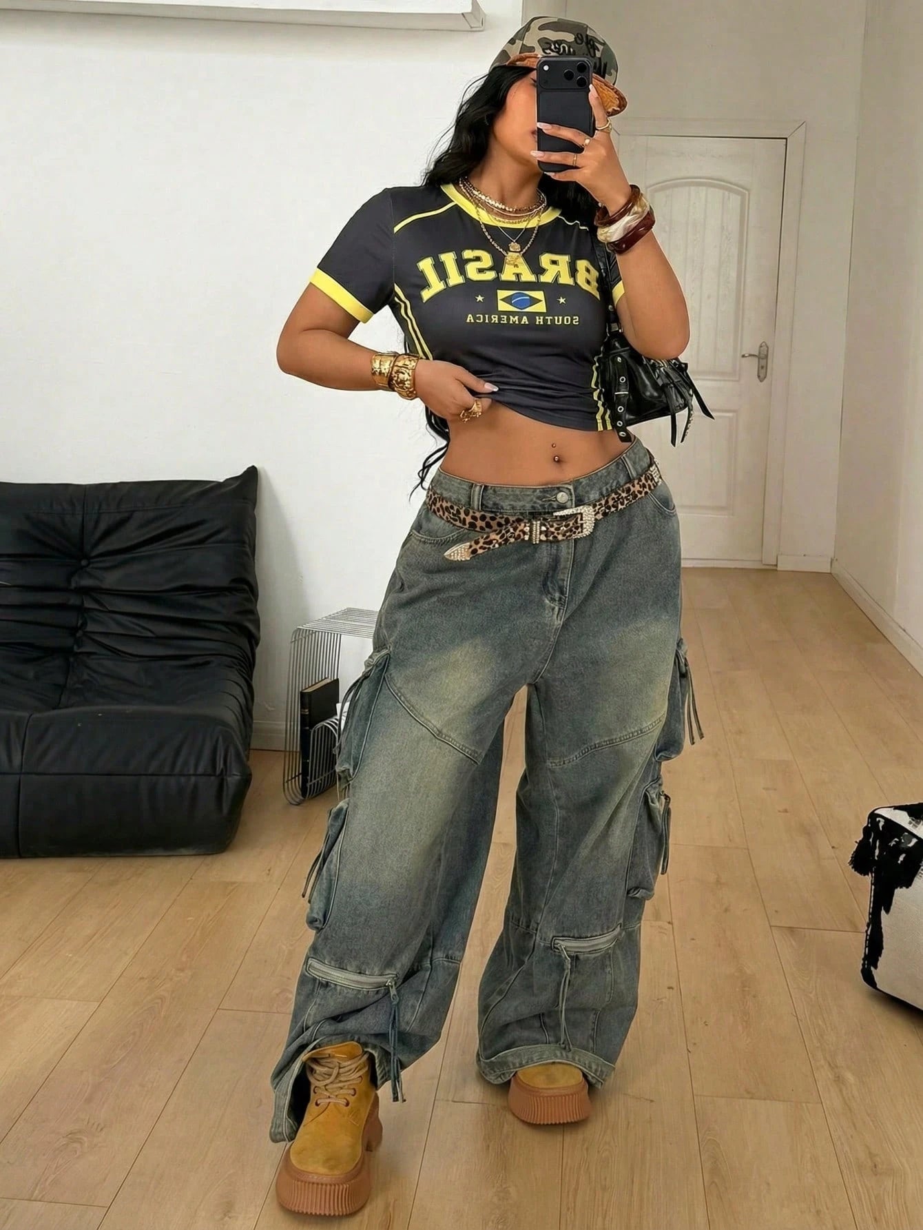 Coolane Regata Estilo Streetwear Plus Size Feminina para Primavera/Verão com Design de Camisa de Basquete Impressão de Letras Amarela para o Brasil