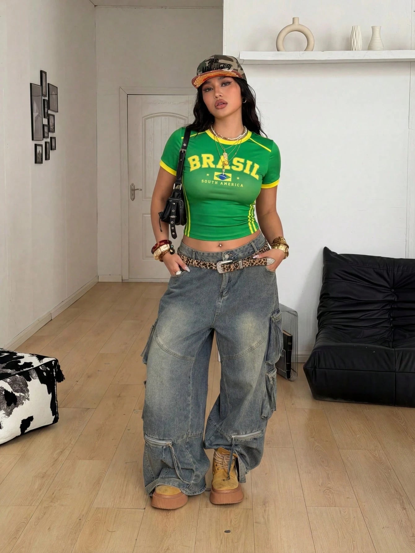 Coolane Regata Estilo Streetwear Plus Size Feminina para Primavera/Verão com Design de Camisa de Basquete Impressão de Letras Amarela para o Brasil