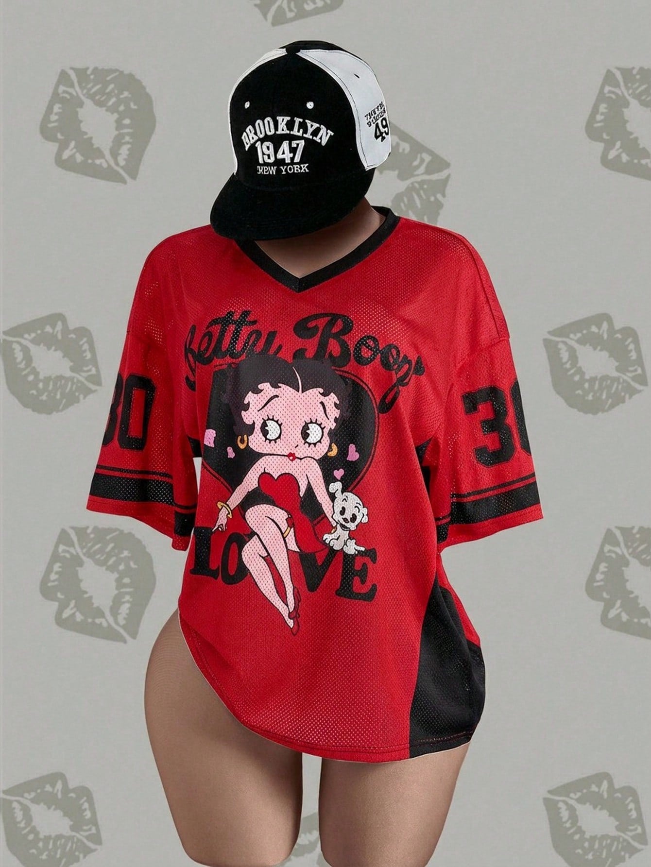 Betty Boop x SHEIN Camiseta Casual de Manga Curta com Decote em V e Estampa de Desenho Animado, Plus Size, Verão