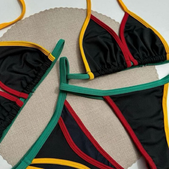 biquíni feminino cortininha reggae Brasil praia verão marquinha