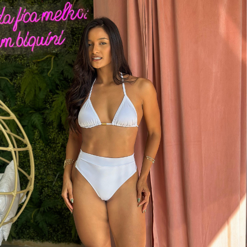 Conjunto de Biquíni Feminino Cortininha com Bojo e Hot Pant Cintura Alta Modeladora