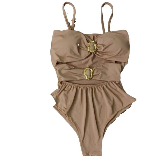 Maiô luxo body com detalhe de fivelas argola plus size com bojo e alça